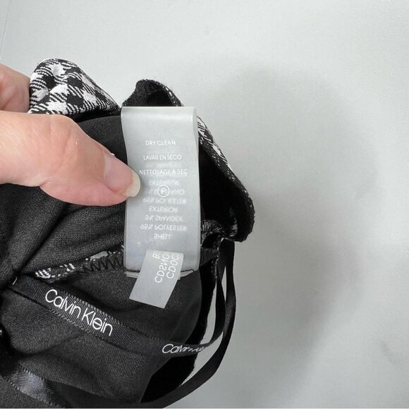 Calvin Klein Womens Size 4 Cropped Sleeveless Jumpsuit Black Gingham NEW Stretch - Picture 14 of 15